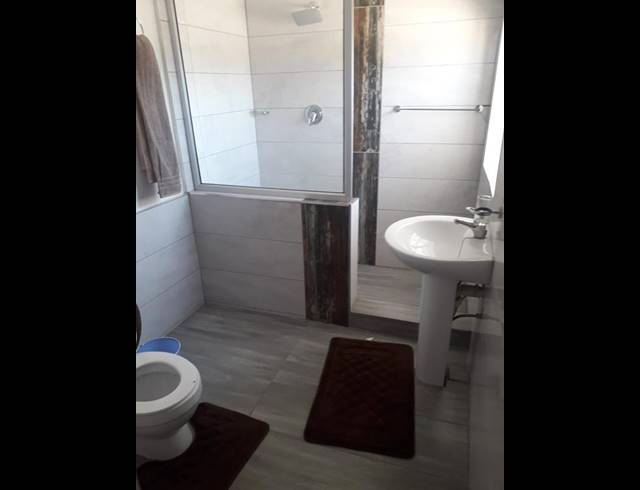 2 BEDROOM HOUSE FOR SALE IN KAMEELDRIFT EAST